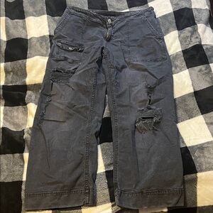 Pilcro Anthropologie Wide Leg Cropped Distressed Rugged Jeans size 28